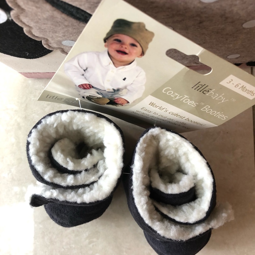 3-6 month baby crib booties cozy shoes - Picture 2 of 4